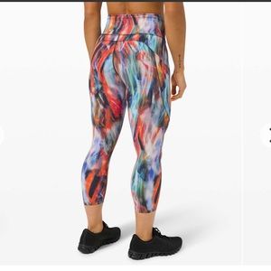 Lululemon fast and free crops, 23” size 6